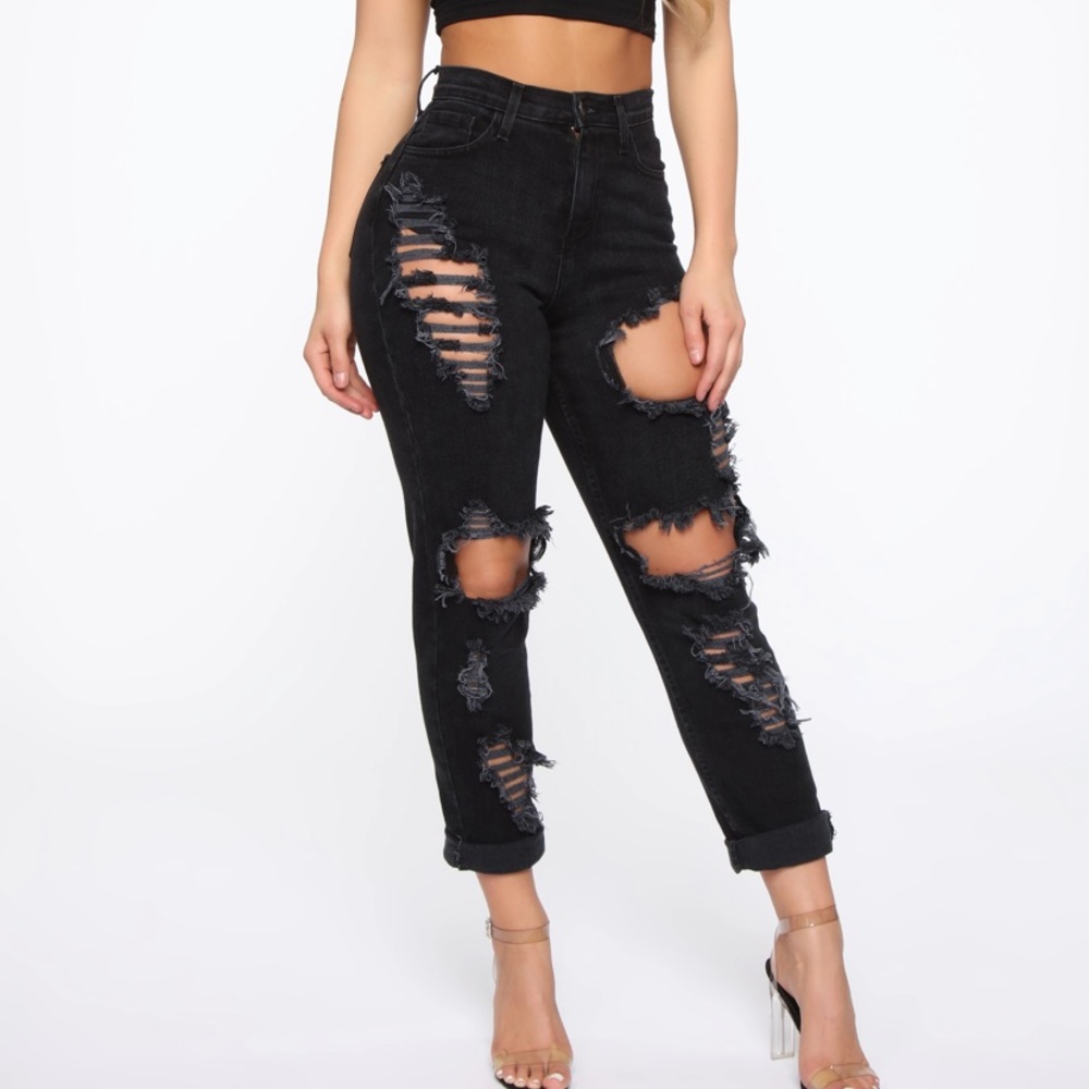 Black mom jeans